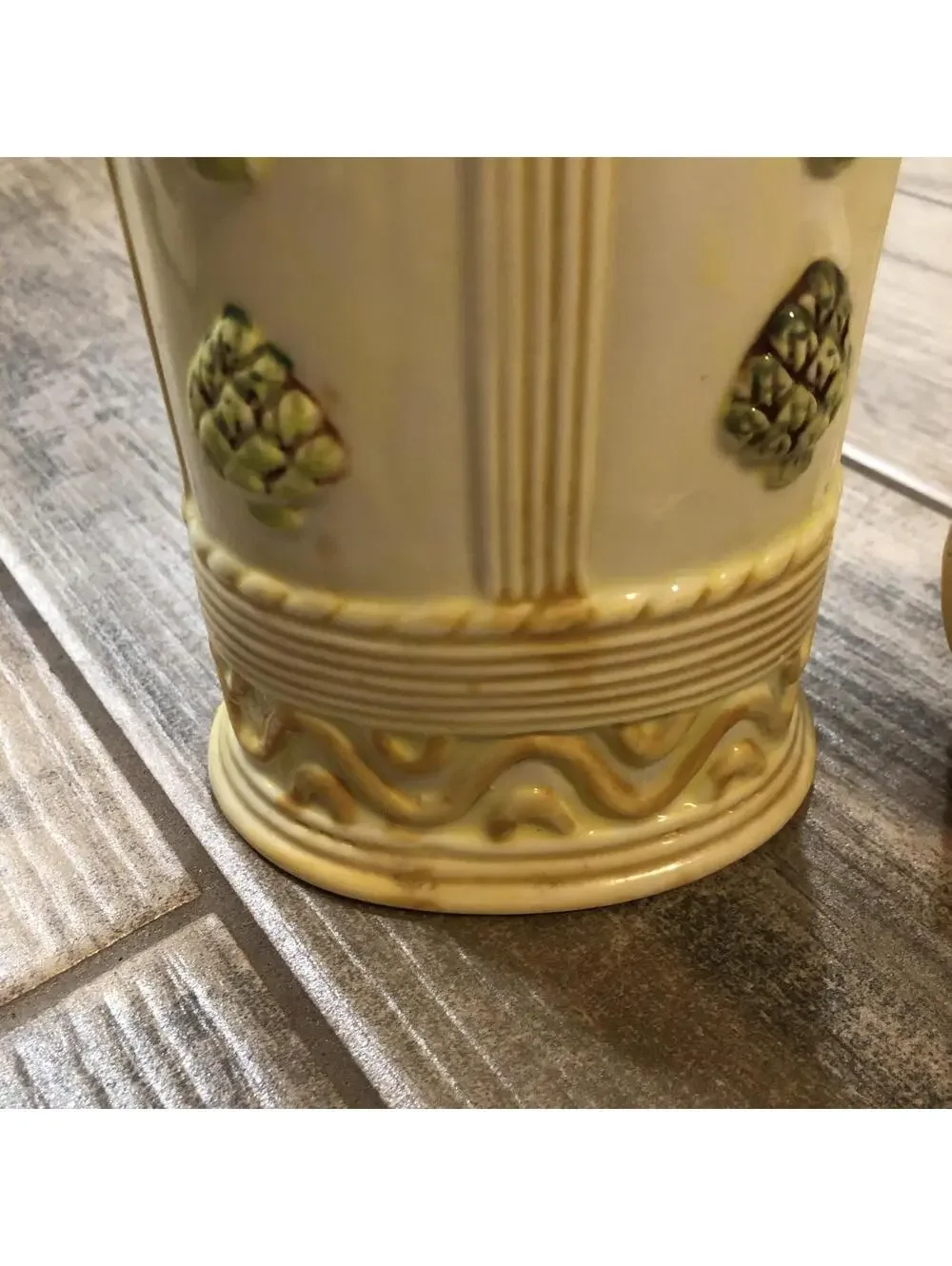Ceramic‎ Oval Pasta Storage Canister with Lid Artichokes Tuscan Design